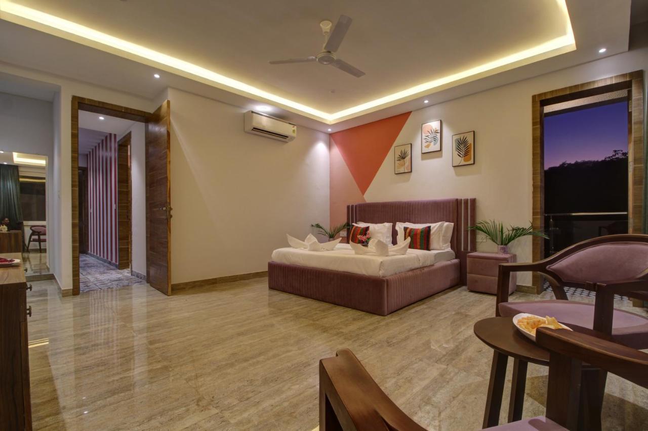 Euphoria Luxury Villa - 5Bhk - Private Pool - Jacuzzi, Baga Exteriör bild