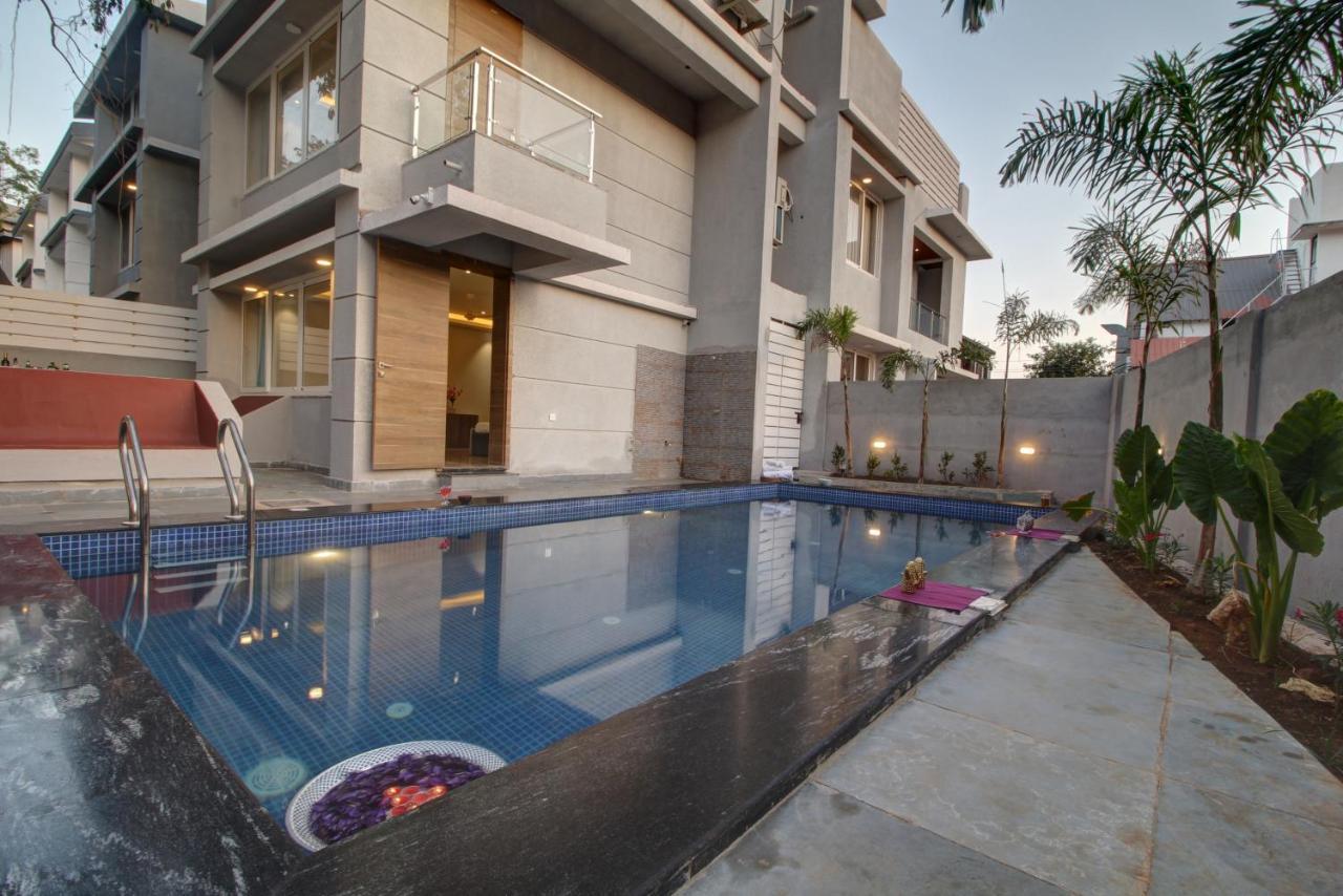 Euphoria Luxury Villa - 5Bhk - Private Pool - Jacuzzi, Baga Exteriör bild