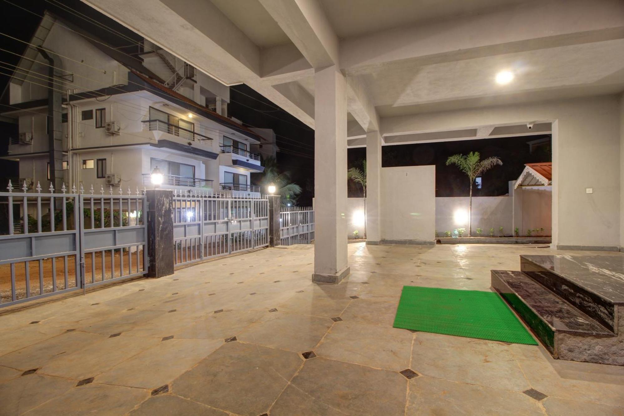 Euphoria Luxury Villa - 5Bhk - Private Pool - Jacuzzi, Baga Exteriör bild
